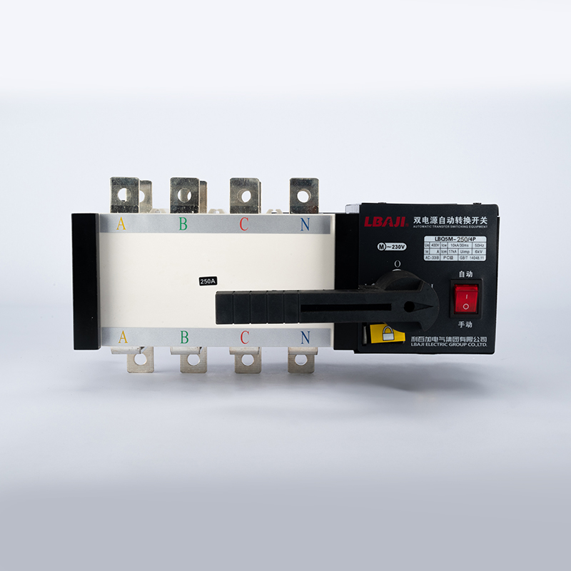 LBQ5M-250-4P隔離型雙電源自動(dòng)轉(zhuǎn)換開關(guān)